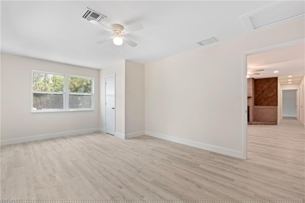 221 18th Ave NW, Naples, FL 34120-19