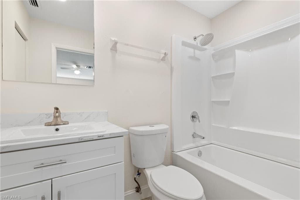 221 18th Ave NW, Naples, FL 34120-21