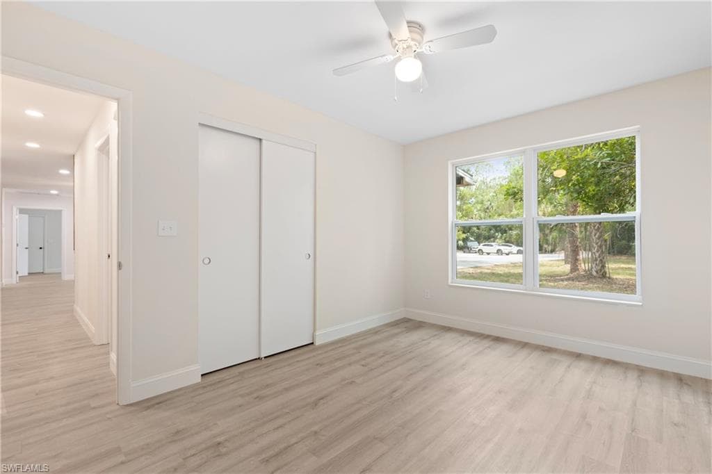 221 18th Ave NW, Naples, FL 34120-27