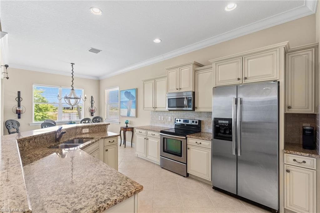 17600 Old Harmony Dr, Fort Myers, FL 33908-9
