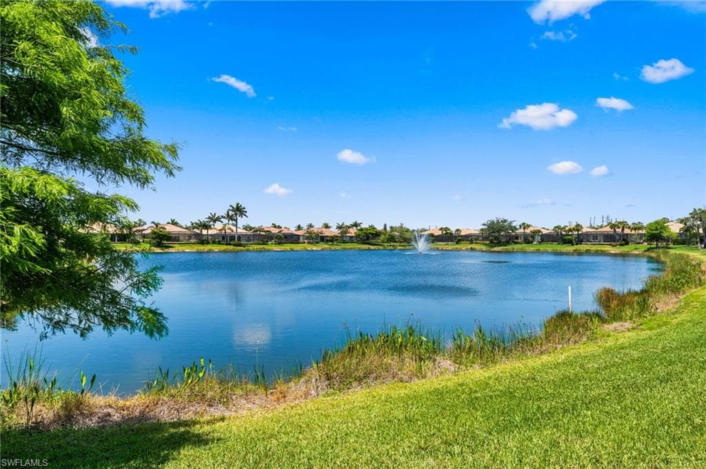 17600 Old Harmony Dr, Fort Myers, FL 33908-14