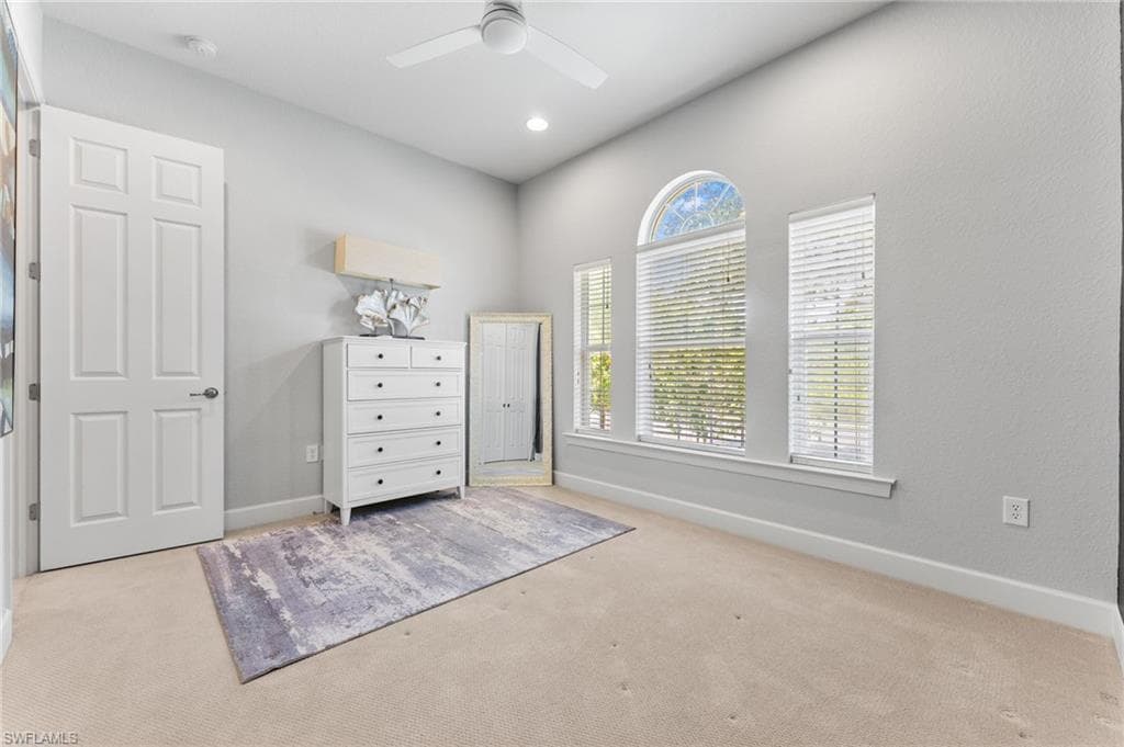 17600 Old Harmony Dr, Fort Myers, FL 33908-27