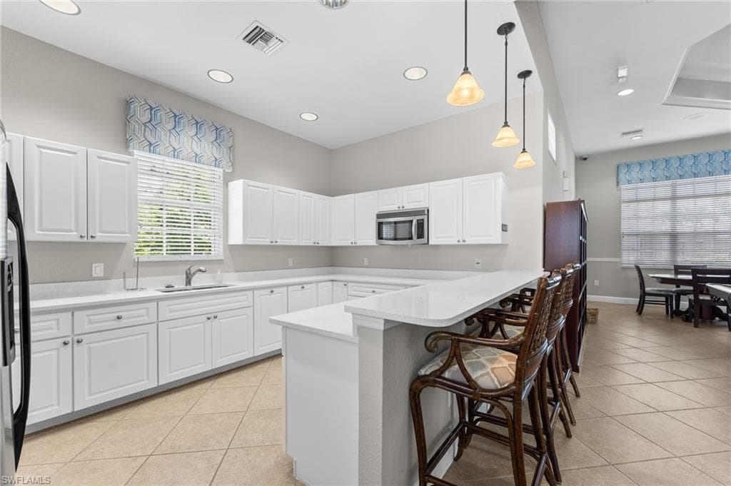 17600 Old Harmony Dr, Fort Myers, FL 33908-37