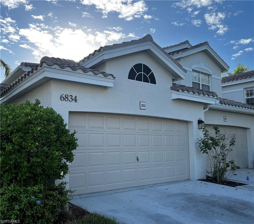 6834 Lantana Bridge Rd 201, Naples, FL 34109-32