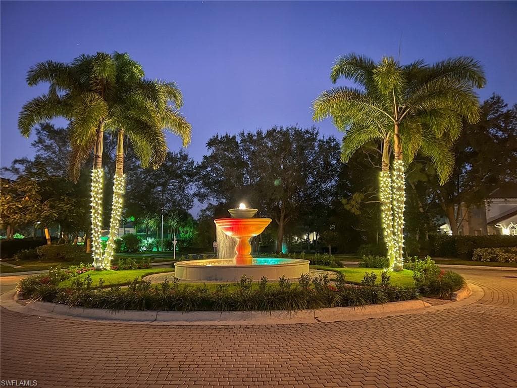 6834 Lantana Bridge Rd 201, Naples, FL 34109-46