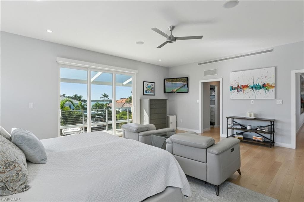 724 Plantation Ct, Marco Island, FL 34145-27