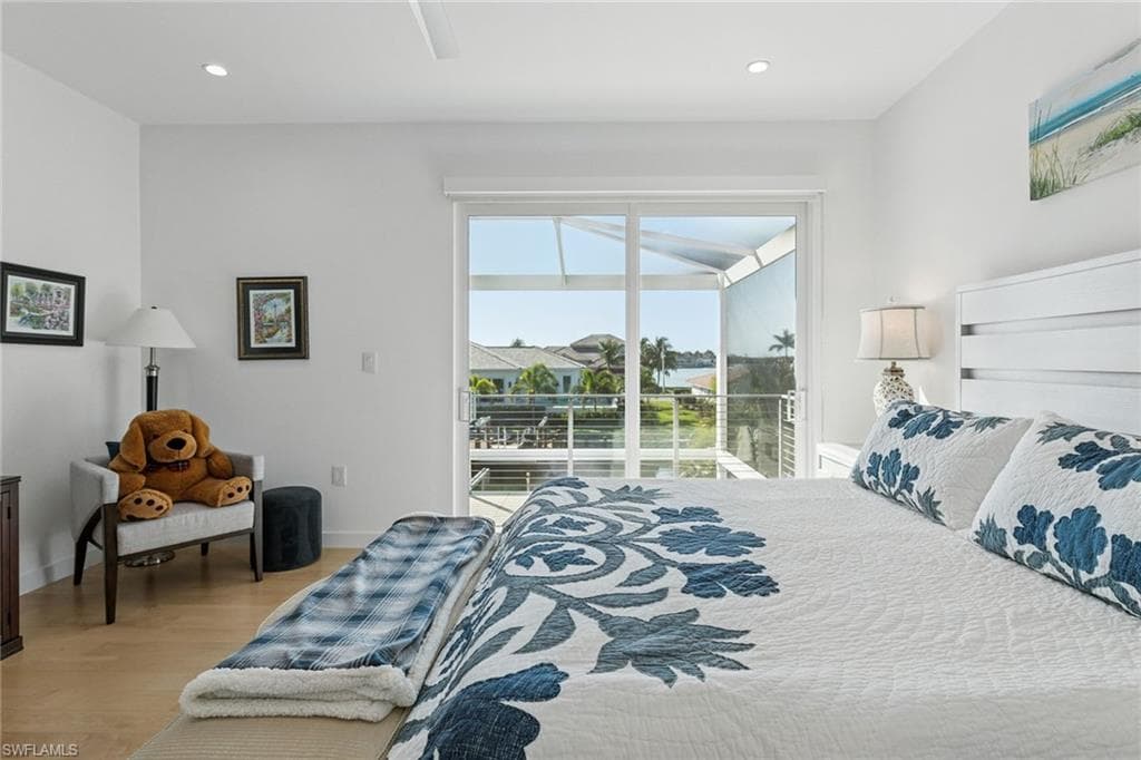 724 Plantation Ct, Marco Island, FL 34145-30