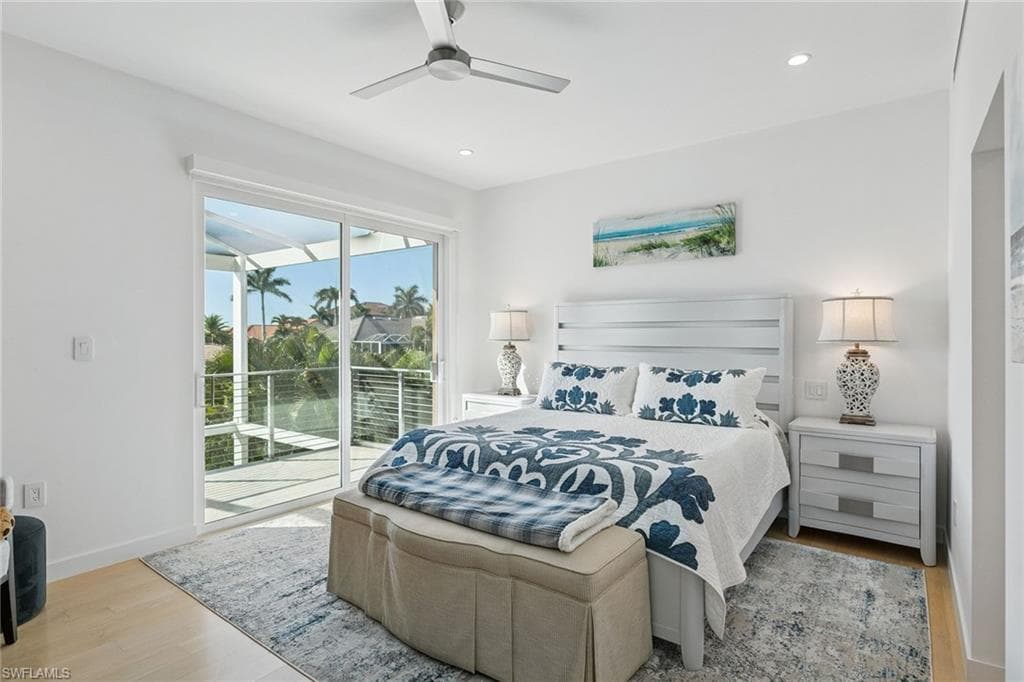 724 Plantation Ct, Marco Island, FL 34145-32