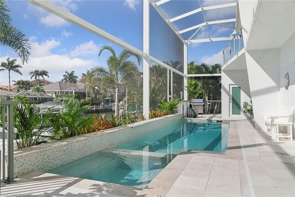 724 Plantation Ct, Marco Island, FL 34145-45