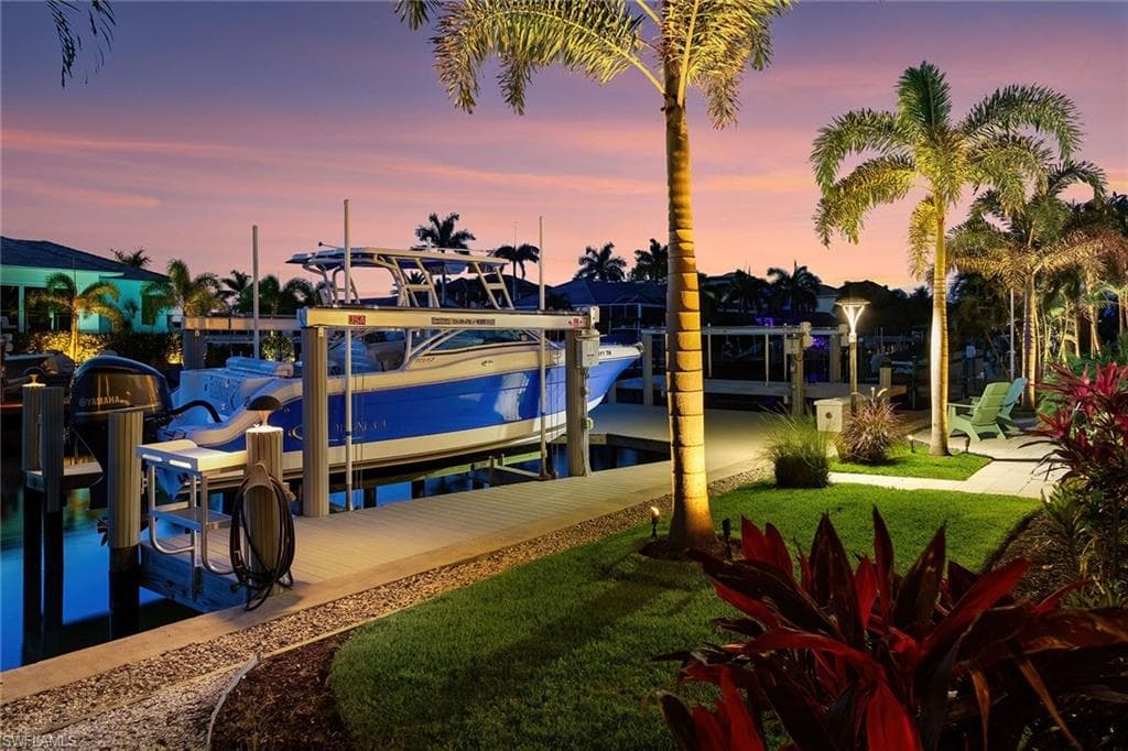 724 Plantation Ct, Marco Island, FL 34145-49