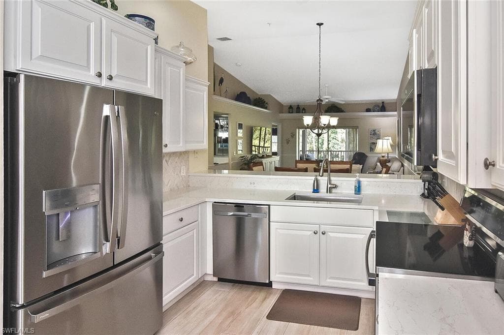 3665 Buttonwood Way 1422, Naples, FL 34112-8