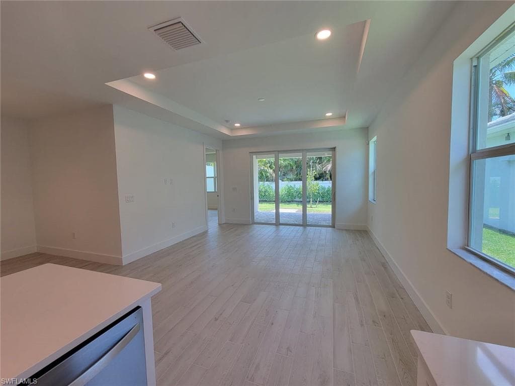 8865 Oceana Way, Naples, FL 34114-10