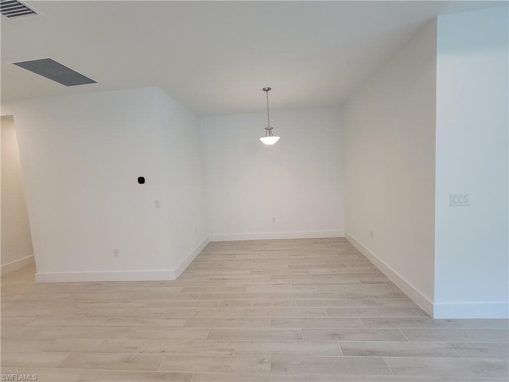 8865 Oceana Way, Naples, FL 34114-18
