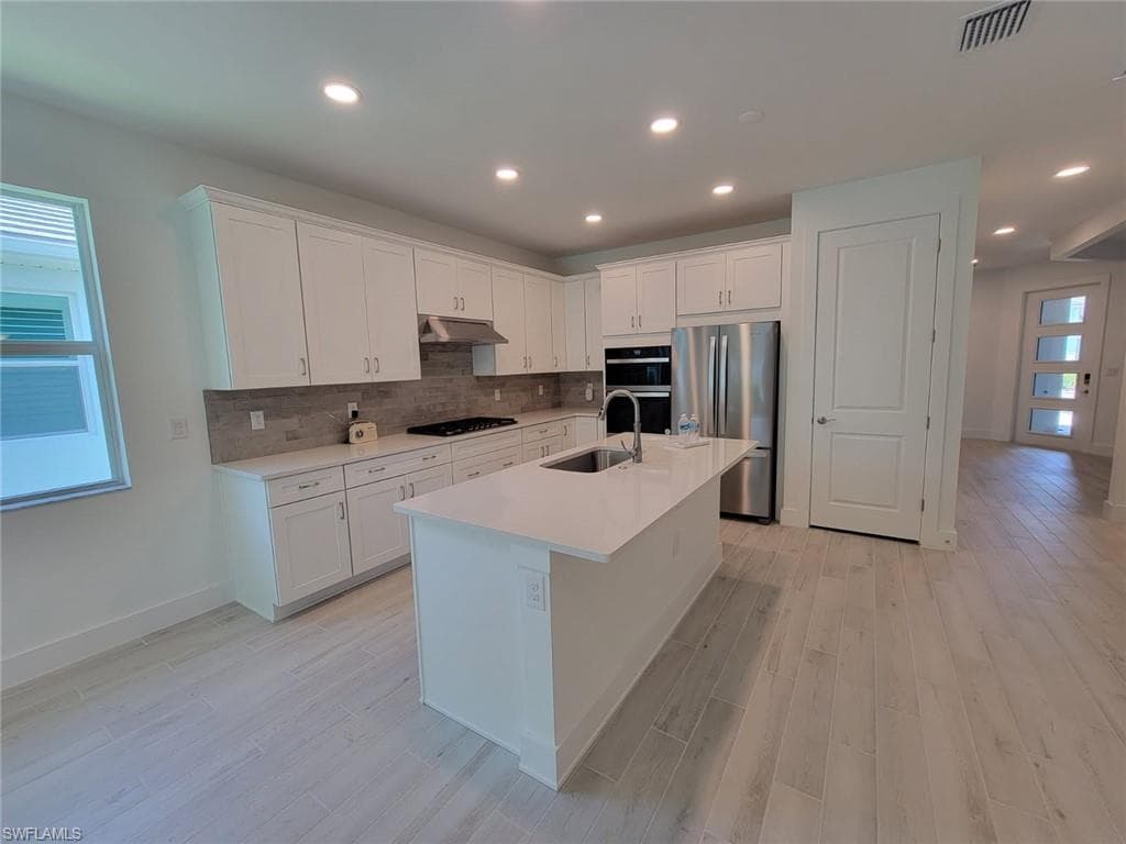 8865 Oceana Way, Naples, FL 34114-4