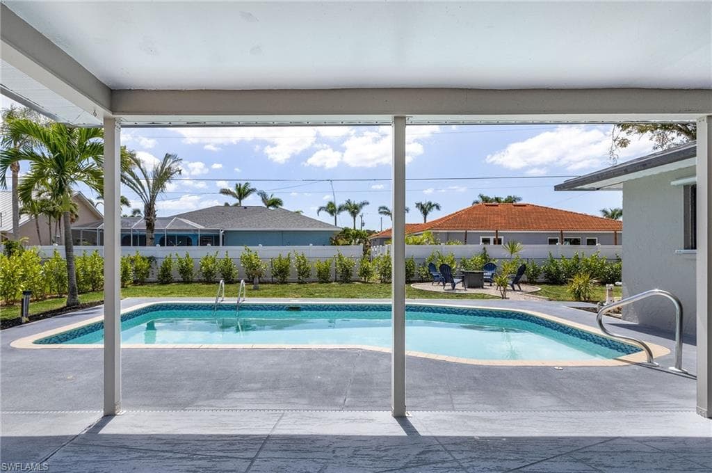 1424 49th St, Cape Coral, FL 33914-29