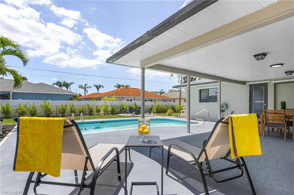 1424 49th St, Cape Coral, FL 33914-31