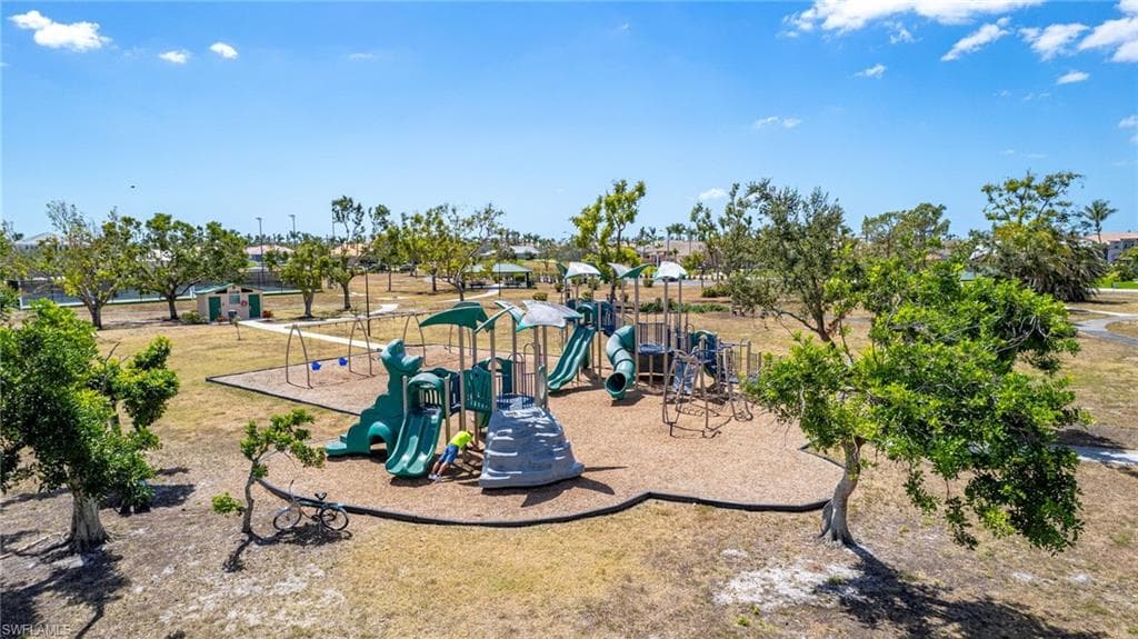 1424 49th St, Cape Coral, FL 33914-44