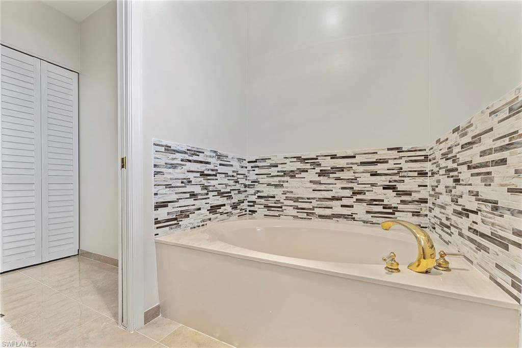2000 Royal Marco Way 607, Marco Island, FL 34145-33