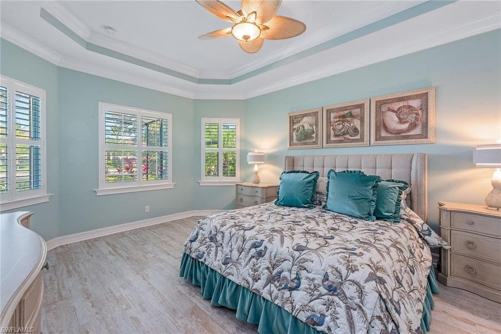 9217 Campanile Cir, Naples, FL 34114-17