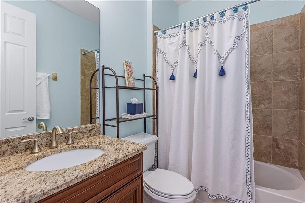 9217 Campanile Cir, Naples, FL 34114-23