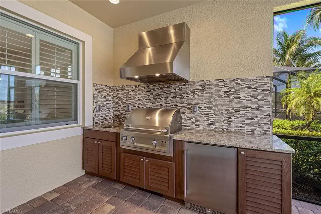 9217 Campanile Cir, Naples, FL 34114-29
