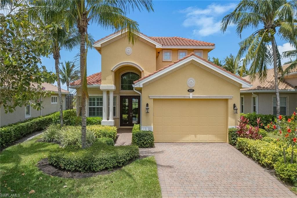 9217 Campanile Cir, Naples, FL 34114-35