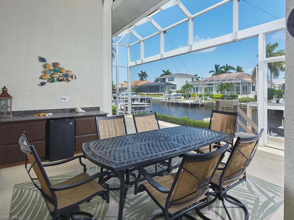 140 Starfish Ct, Marco Island, FL 34145-24