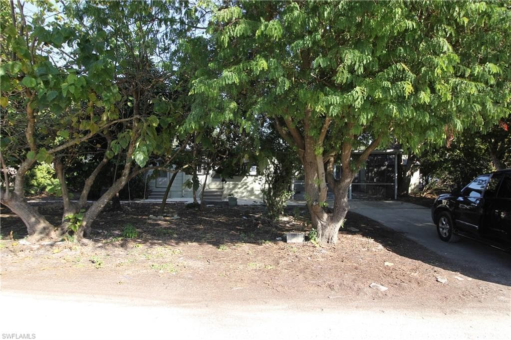 21221 Cypress Park Cir, Estero, FL 33928-22