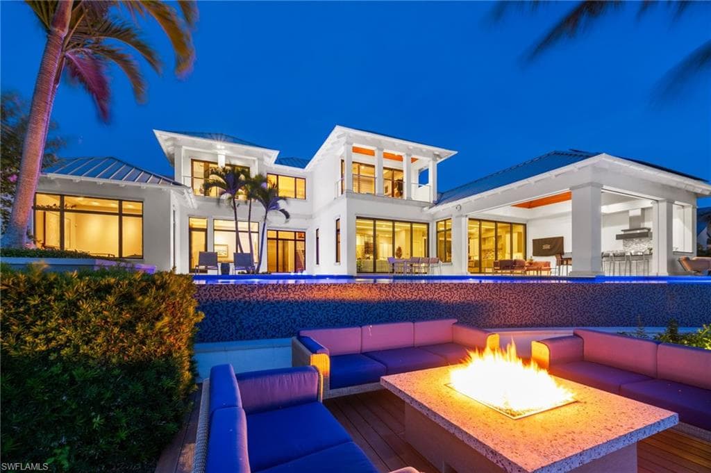 1779 Crayton Rd, Naples, FL 34102-7