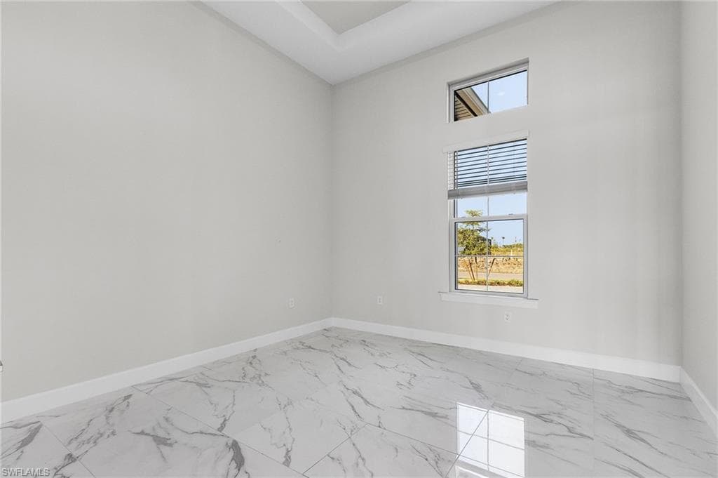15416 Turin Dr, Naples, FL 34114-12