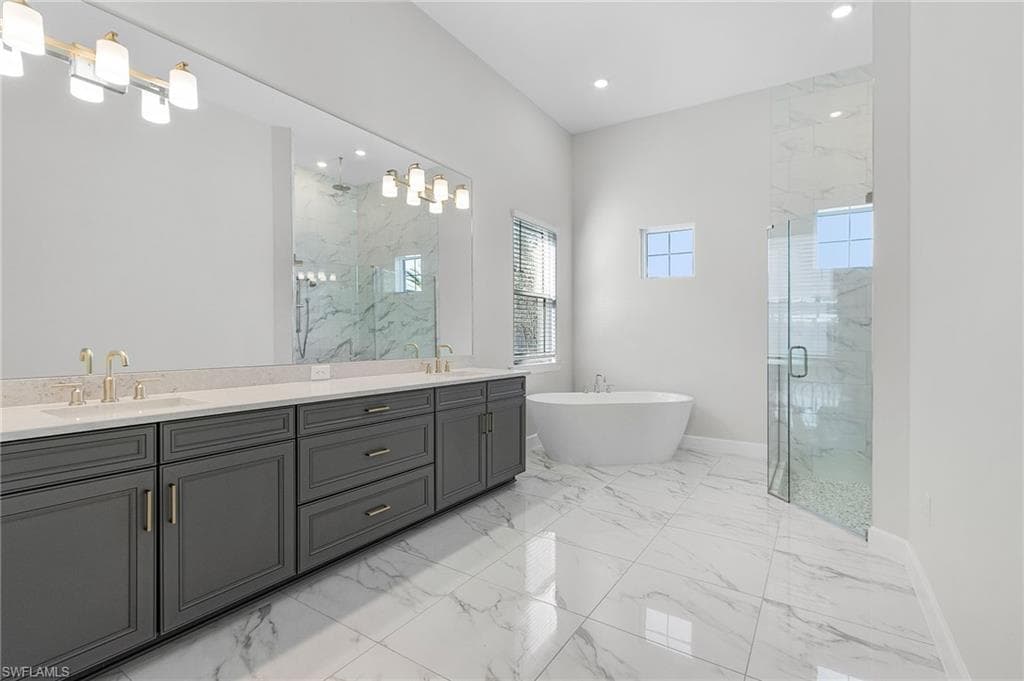 15416 Turin Dr, Naples, FL 34114-14