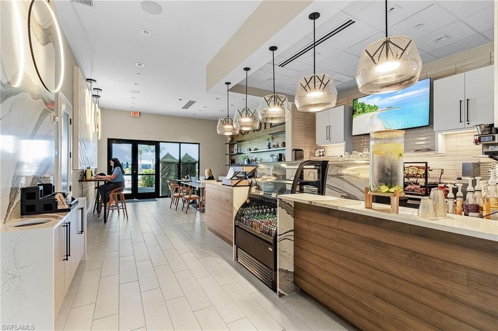15416 Turin Dr, Naples, FL 34114-27