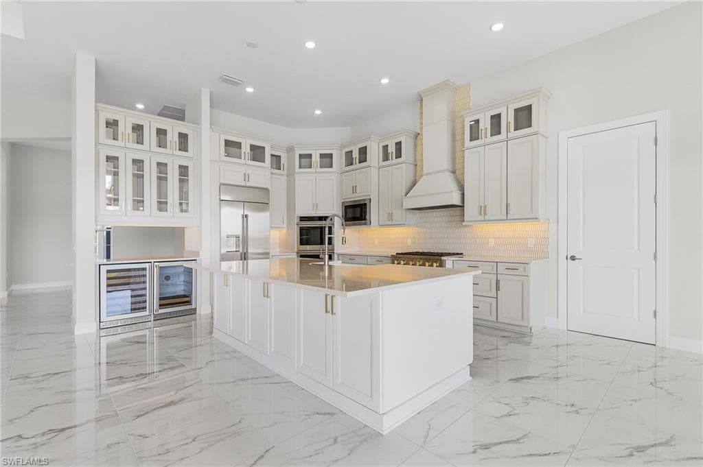15416 Turin Dr, Naples, FL 34114-8