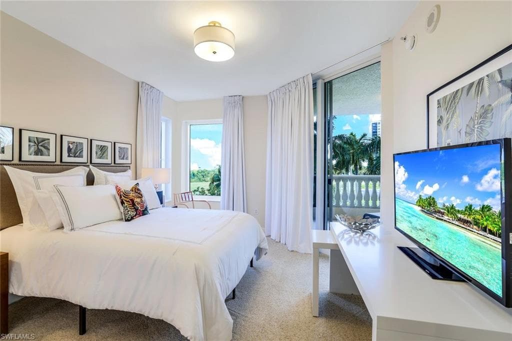 1050 Borghese Ln 206, Naples, FL 34114-29