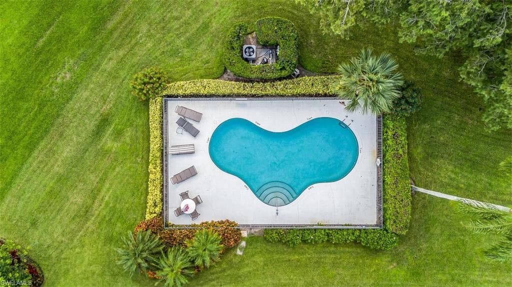 164 Via Perignon 8-4, Naples, FL 34119-23