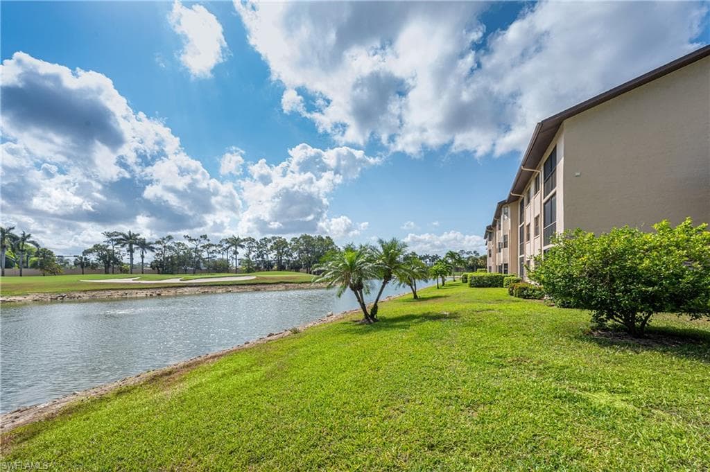 7360 Saint Ives Way 2103, Naples, FL 34104-4