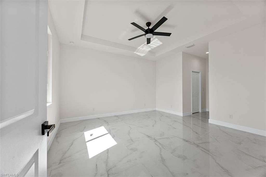 2700 6th St, Cape Coral, FL 33993-12