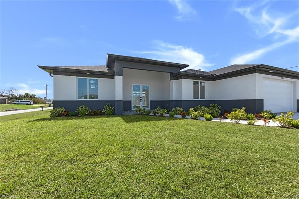 2700 6th St, Cape Coral, FL 33993-3