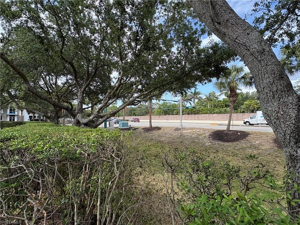 4750 Enterprise Ave 101, Naples, FL 34104-14