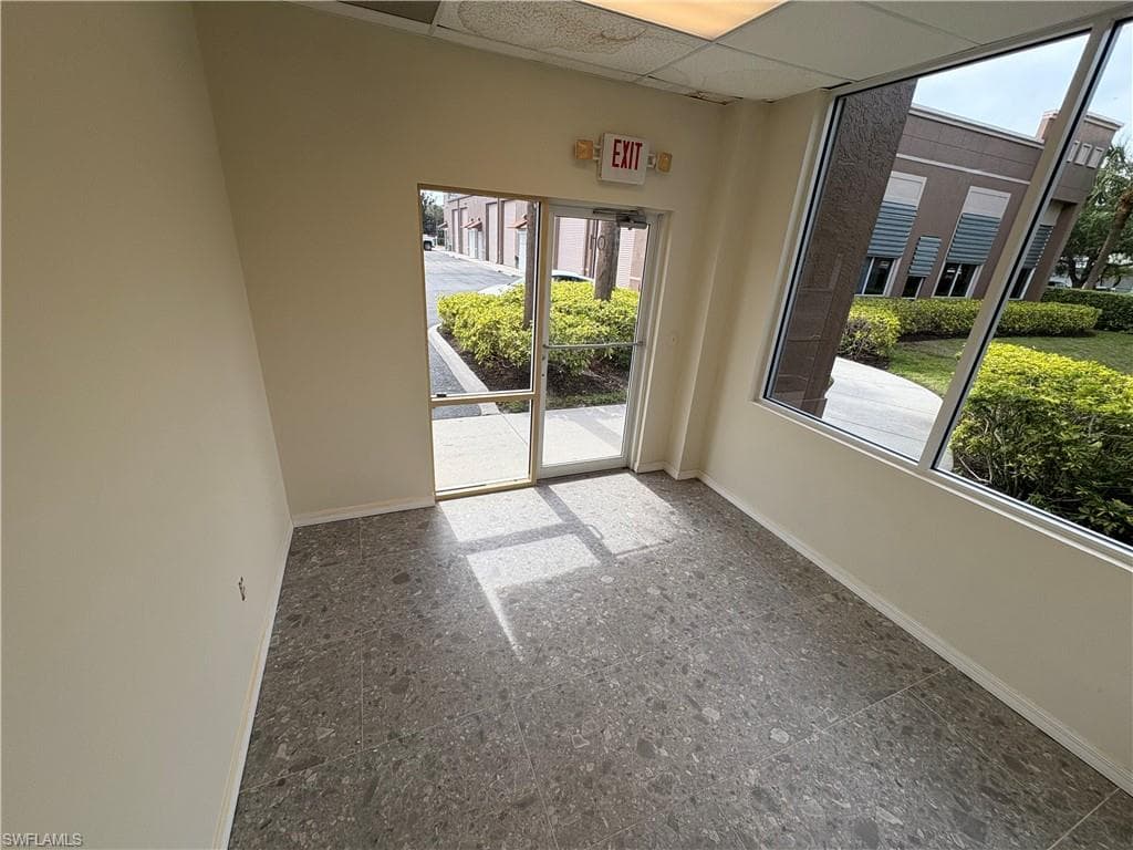 4750 Enterprise Ave 101, Naples, FL 34104-4