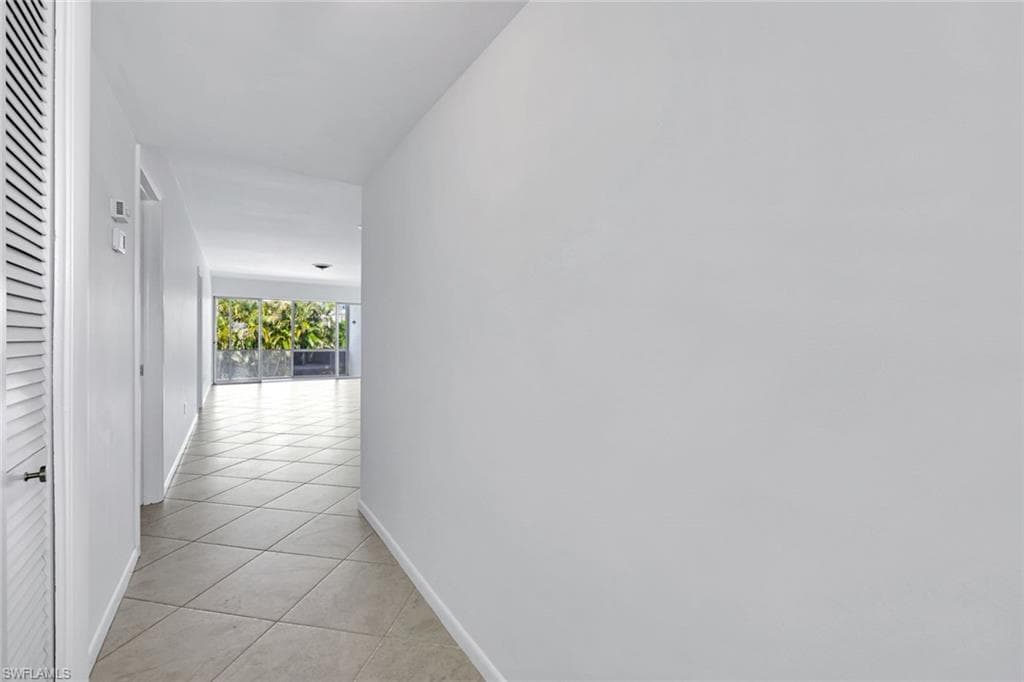 820 Ketch Dr 7, Naples, FL 34103-12