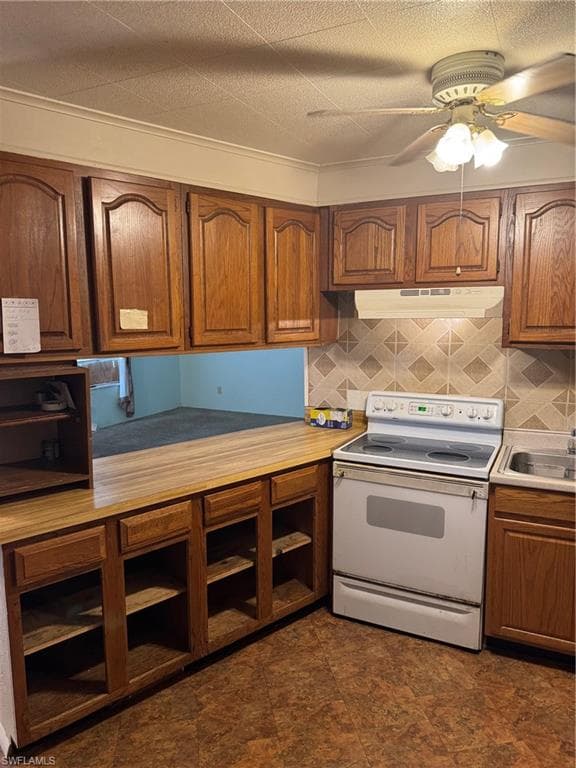 5317 Dixie Dr, Naples, FL 34113-3