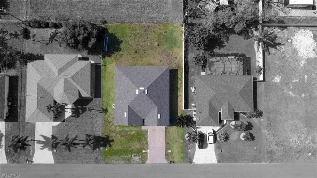 152 27th Ter, Cape Coral, FL 33904-27