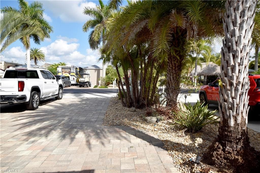 5230 Cypress Trail Resort Cir, Fort Myers, FL 33905-10