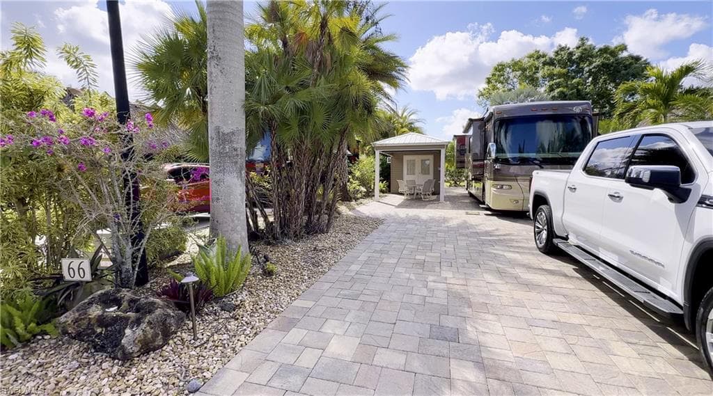 5230 Cypress Trail Resort Cir, Fort Myers, FL 33905-11