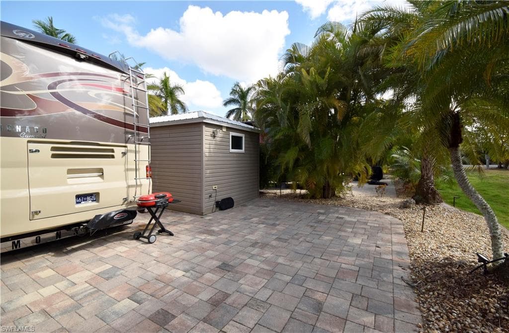5230 Cypress Trail Resort Cir, Fort Myers, FL 33905-4