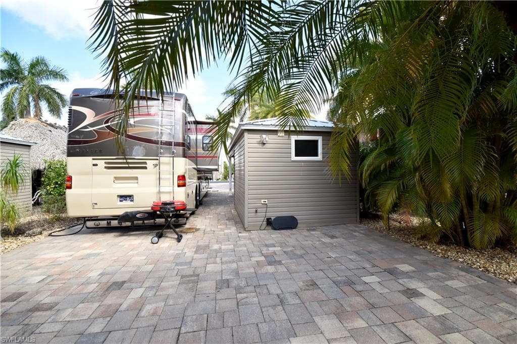 5230 Cypress Trail Resort Cir, Fort Myers, FL 33905-5