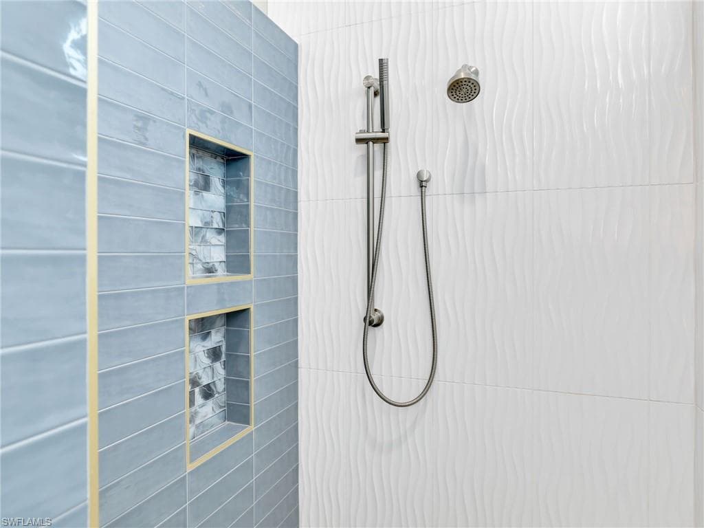 14243 Galley Ct, Naples, FL 34114-22