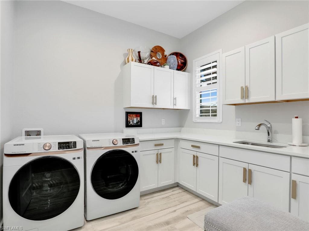 14243 Galley Ct, Naples, FL 34114-29