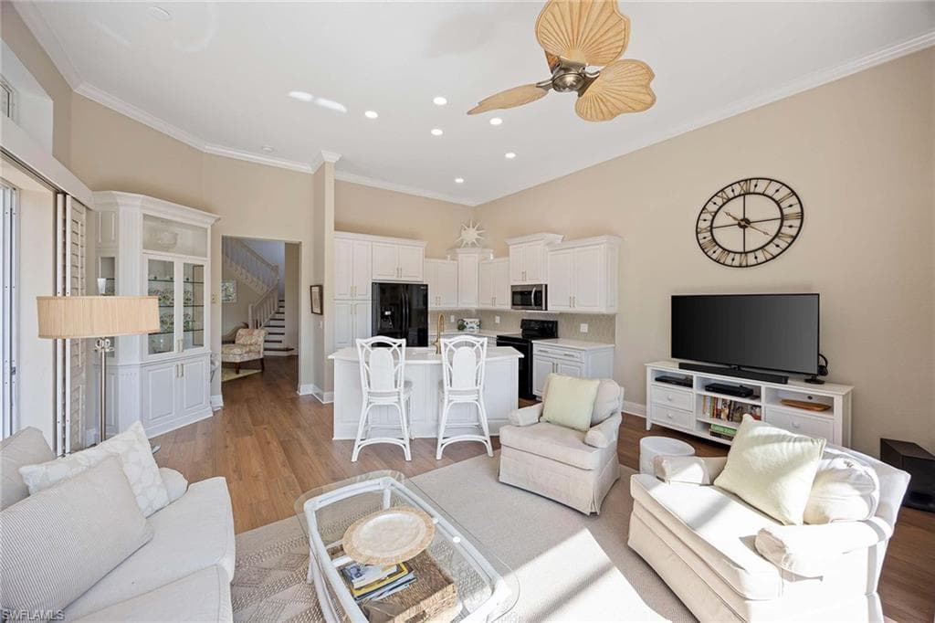8544 Pepper Tree Way, Naples, FL 34114-13